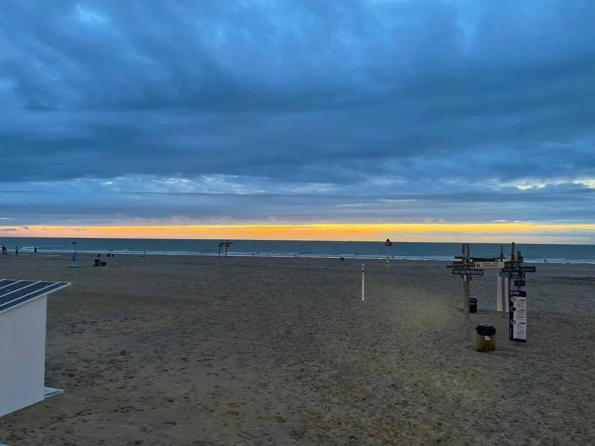 Apart Otel Les Charmes D'Ostende Belçika
